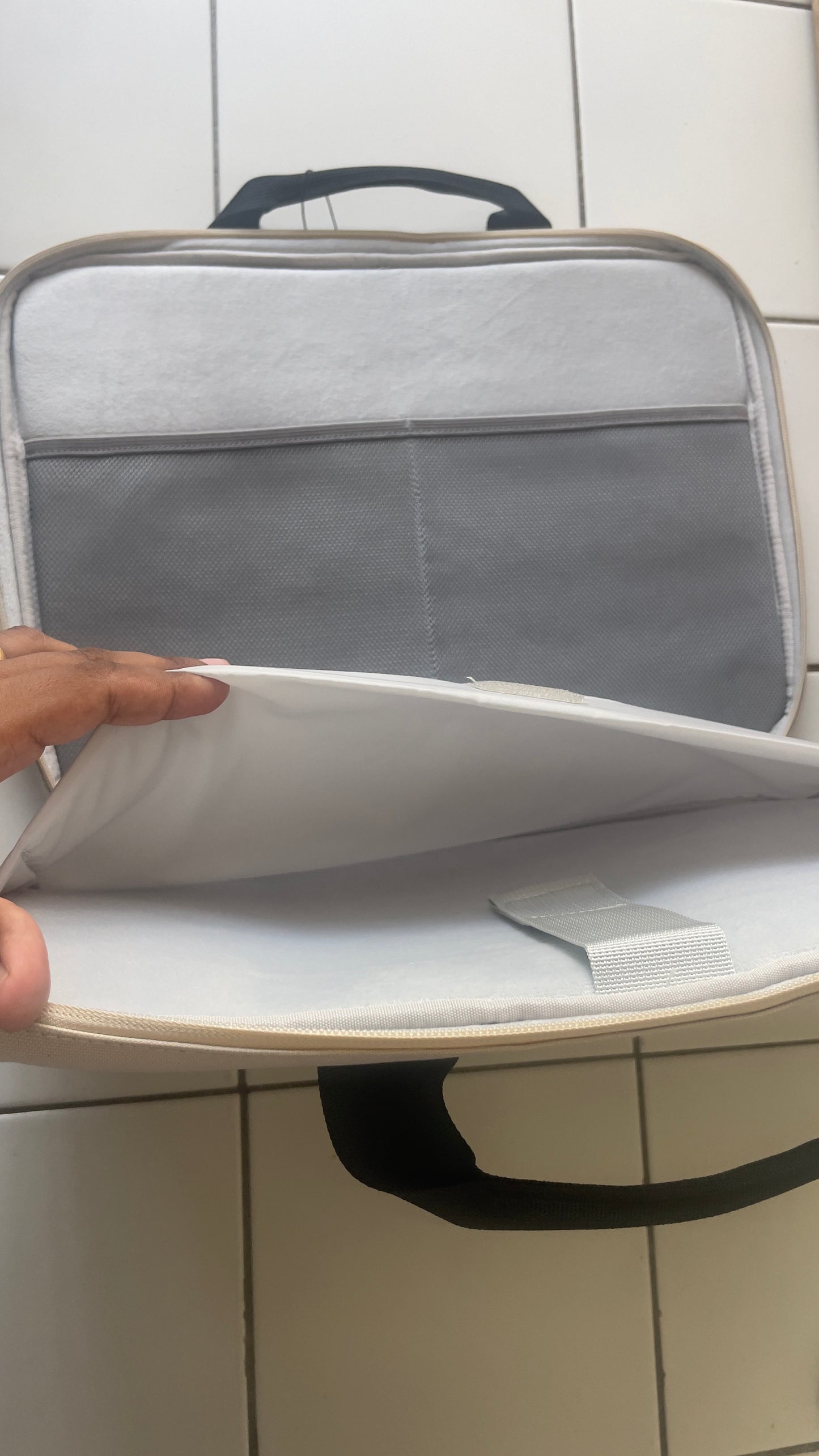 15.6" Laptop Bag Sleeve All Weather Cushioned, Scratch-Proof Interior