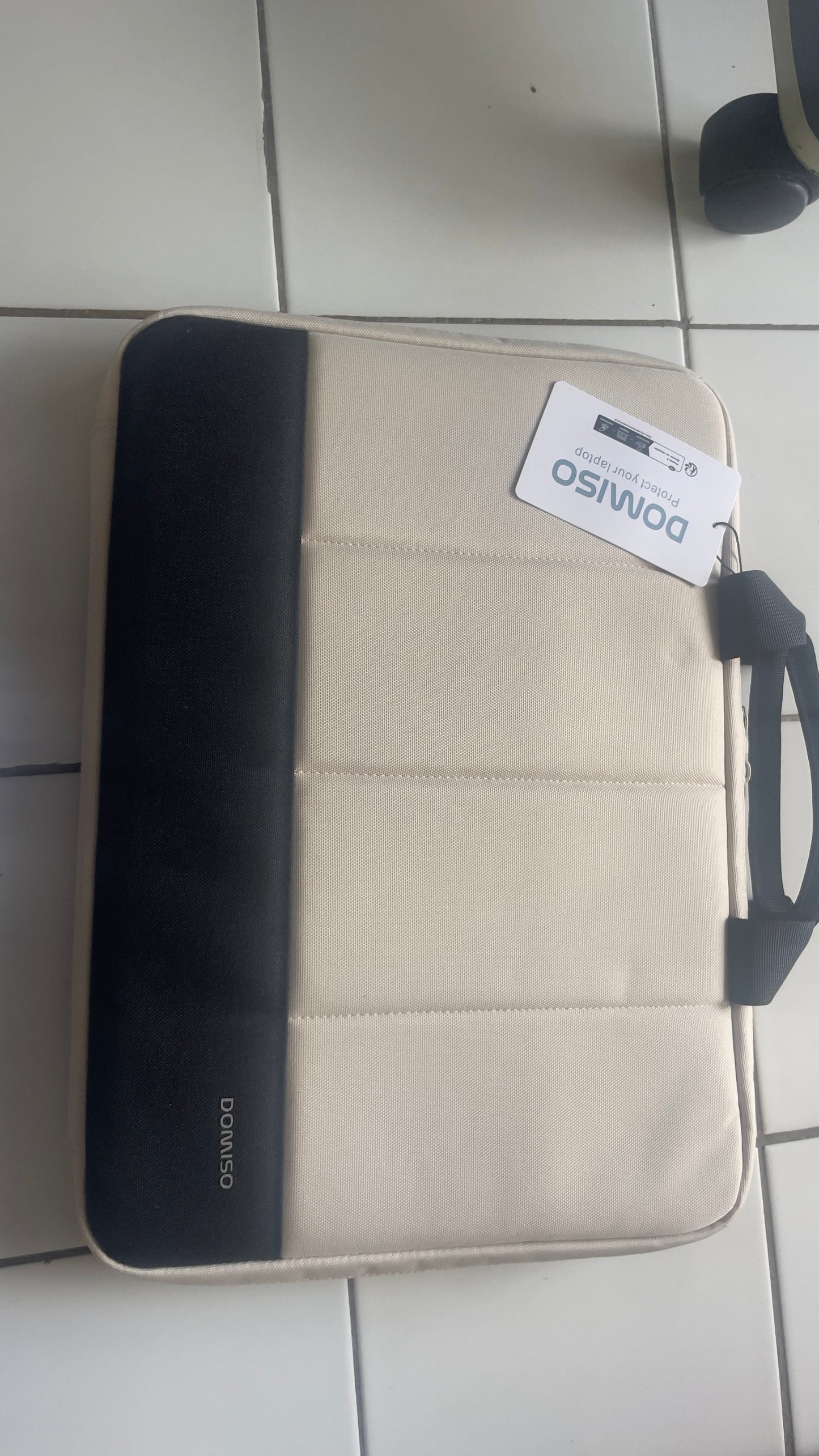 15.6" Laptop Bag Sleeve All Weather Cushioned, Scratch-Proof Interior